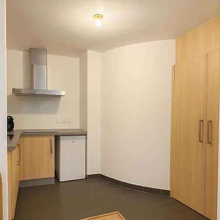 Courbevoie Terrasse Situe Pres De Paris Apartamento *